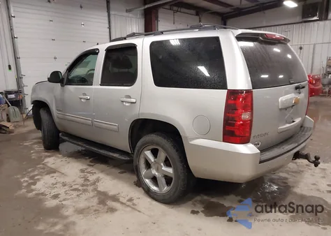2014 Chevrolet Tahoe Ls z USA, uszkodzony, nr VIN 1GNSCAE01ER247701